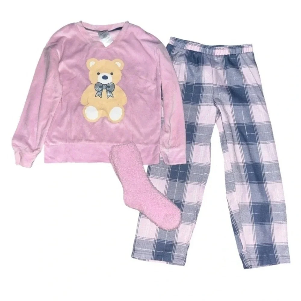 Dream Big Peace Out Kids Pink Bear Plaid 3 Piece Pajama Set Socks M 10/12 NWT